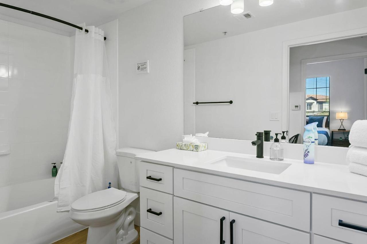 Cozysuites Glendale By The Stadium With Pool 03 المظهر الخارجي الصورة
