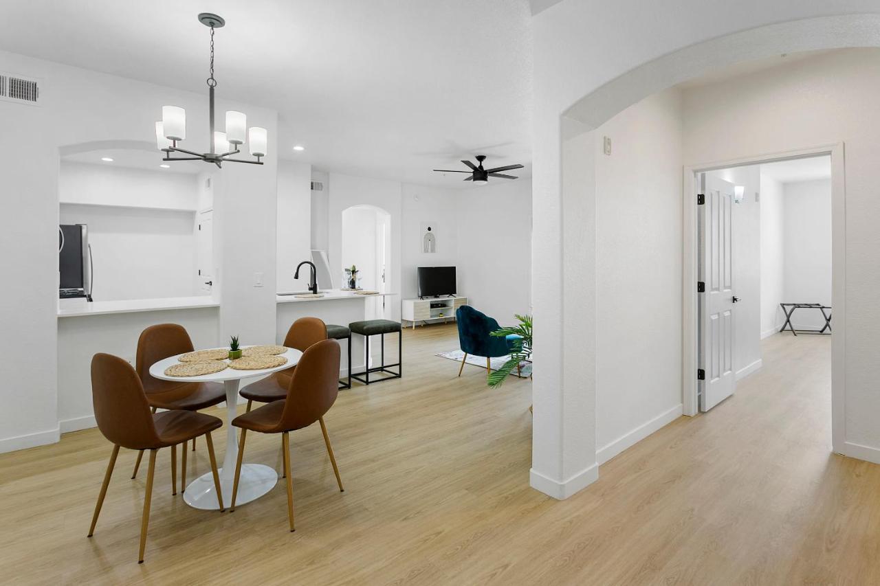 Cozysuites Glendale By The Stadium With Pool 03 المظهر الخارجي الصورة